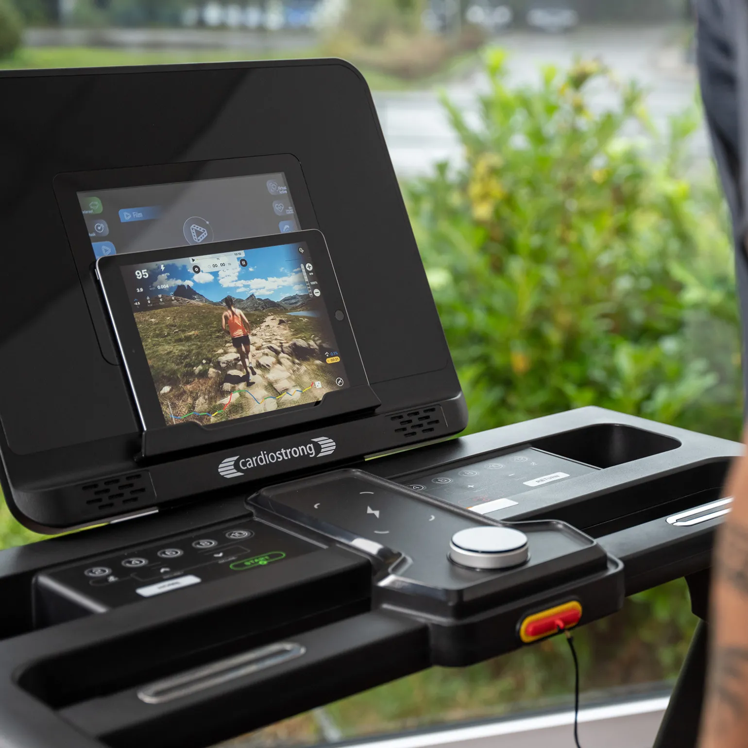 cardiostrong Laufband TX50